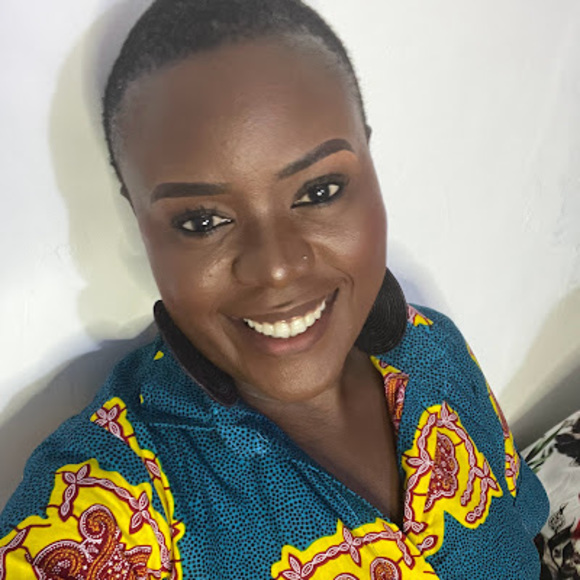 Meet your Posher, Esther - Picture 1 of 1